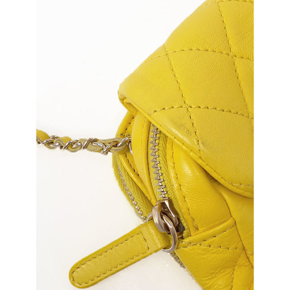 Chanel Matelasse Chain Mini Leather Pouch - Picture 7 of 9